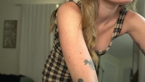 Snapshot of emma_ruby chatting on 16, 5, 2026 Emma Ruby online show from 16, 5, 2026
