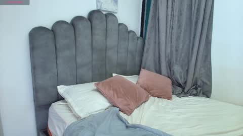 Snapshot of emma_saenz01 chatting on 8, 5, 2026 emma_saenz01 online show from 8, 5, 2026