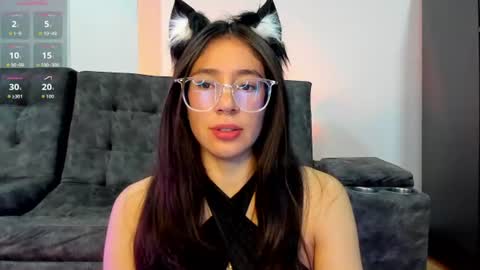 Snapshot of emma_sandovaal chatting on 9, 7, 2026 Emma online show from 9, 7, 2026