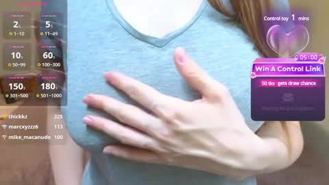 Emma-milky-tits online show from 20, 1, 2025