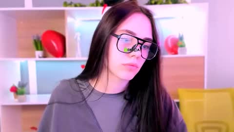 emma_swee online show from 20, 2, 2026