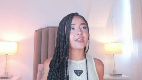 Snapshot of emma_torres__ chatting on 3, 6, 2026 Ema online show from 3, 6, 2026