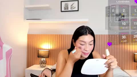   online show from 23, 11, 2025