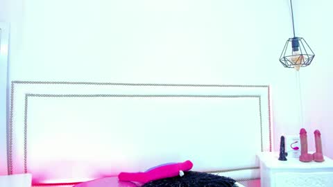 Emma  online show from 24, 4, 2026