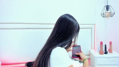 Emma  online show from 27, 4, 2026