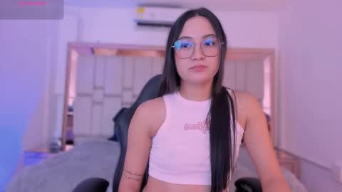 Emma online show from 4, 11, 2025