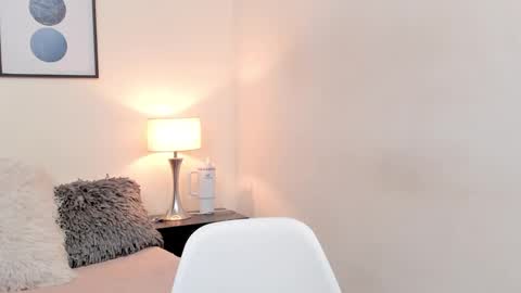 Emma  online show from 21, 2, 2026