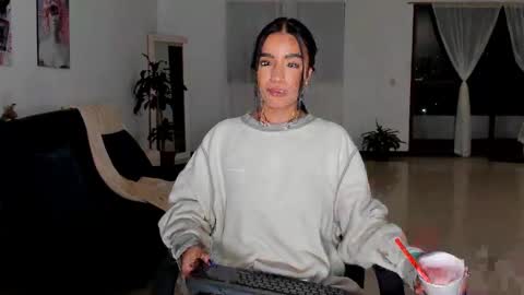 valentina online show from 12, 1, 2025