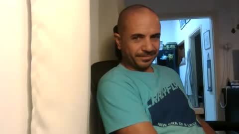 Snapshot of emmagold123 chatting on 15, 11, 2025 Ariel online show from 15, 11, 2025