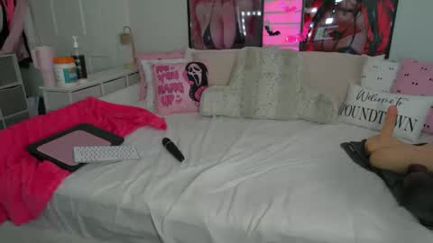 emmagray01 online show from 17, 10, 2025