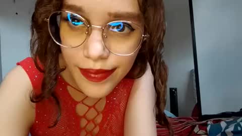Snapshot of emmaguanaof chatting on 18, 5, 2026 Emma online show from 18, 5, 2026