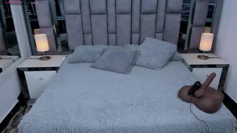 EMMA HILL online show from 15, 1, 2026