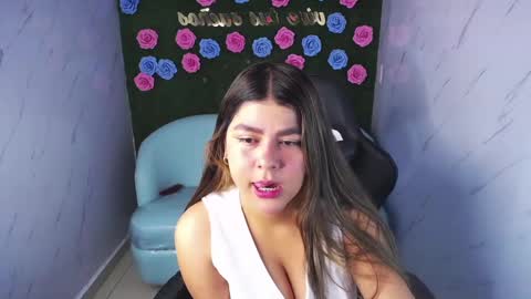 Emma online show from 28, 2, 2025