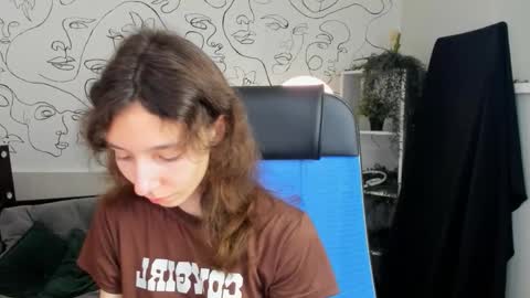Snapshot of emmanuellbrown chatting on 15, 10, 2025 emmanuellbrown online show from 15, 10, 2025