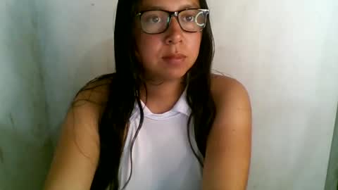 Snapshot of emmaortiz348067670331 chatting on 9, 6, 2026 emmaortiz348067670331 online show from 9, 6, 2026