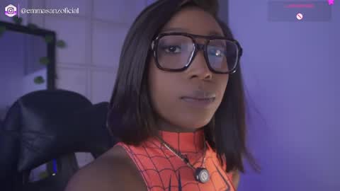 Snapshot of emmasanzoficial chatting on 1, 5, 2026 Sara online show from 1, 5, 2026