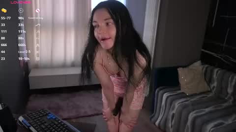 Snapshot of emmasmall chatting on 5, 6, 2026 Petite girl Emmy online show from 5, 6, 2026
