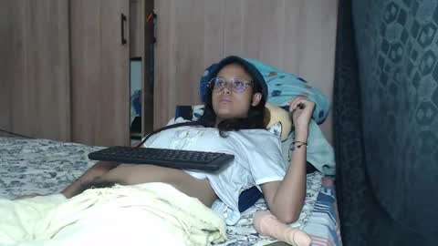 Snapshot of emmasweet95 chatting on 1, 2, 2025 emmasweet95 online show from 1, 2, 2025