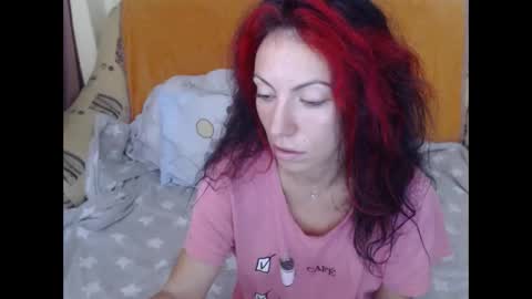 Snapshot of emmatoo95 chatting on 11, 9, 2025 Emmatoo online show from 11, 9, 2025