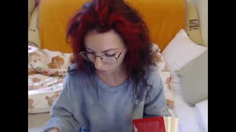 Snapshot of emmatoo95 chatting on 3, 10, 2025 Emmatoo online show from 3, 10, 2025