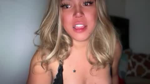 YourDreamGirl Emma  online show from 23, 2, 2026