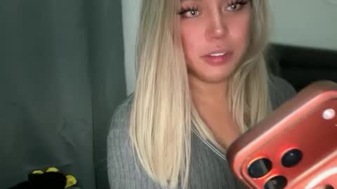 YourDreamGirl Emma  online show from 1, 4, 2026