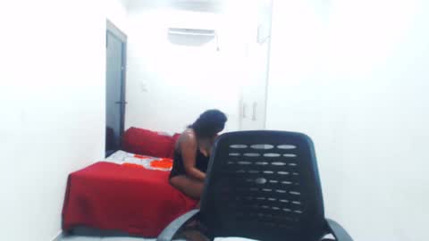 Emmy Lilly and Sam online show from 10, 12, 2024