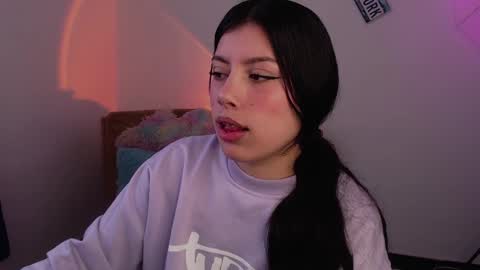 Snapshot of emmi_0 chatting on 22, 2, 2025 Emily Independent model online show from 22, 2, 2025
