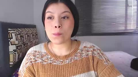 Snapshot of emmi_0 chatting on 7, 10, 2025 Emily Independent model online show from 7, 10, 2025