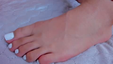 Snapshot of emmi_love_ chatting on 9, 12, 2024 Emmi online show from 9, 12, 2024