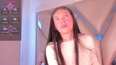 emmily_evans_ online show from 13, 1, 2025