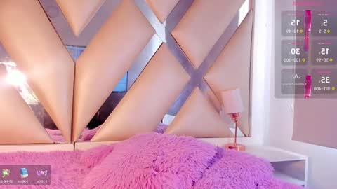 emmily_evans_ online show from 1, 3, 2025