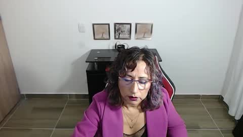 Emmily online show from 5, 12, 2025