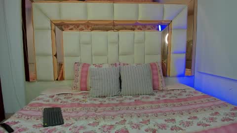 Emmily online show from 19, 4, 2026