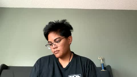 Emms online show from 27, 11, 2025