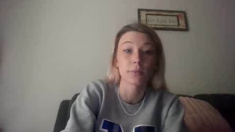 Snapshot of emmwarr1514 chatting on 2, 4, 2026 emmwarr1514 online show from 2, 4, 2026