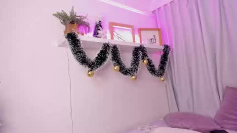 Emmy Heart online show from 20, 12, 2025