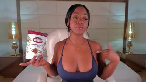 emmy_jacksson online show from 23, 10, 2025