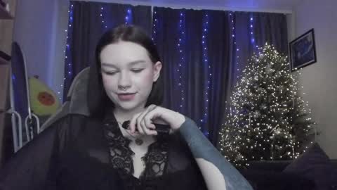 Snapshot of emmy_m00n chatting on 20, 12, 2024 Emily Johny online show from 20, 12, 2024