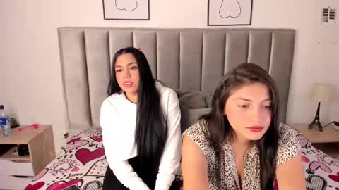 Emily  Laila  online show from 4, 3, 2025