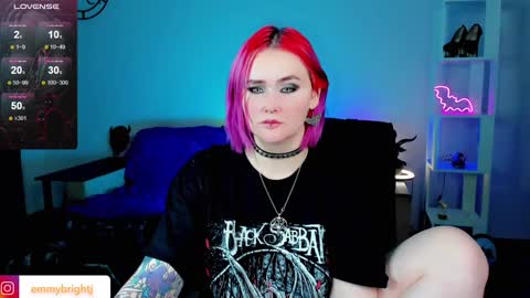 Emmy Bright     50  online show from 23, 1, 2025