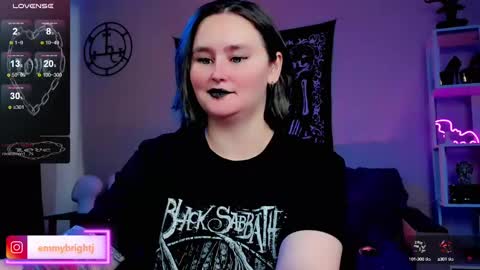 Emmy Bright     50  online show from 10, 3, 2025