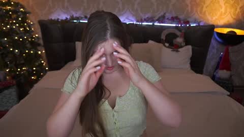 E M M Y online show from 25, 12, 2024