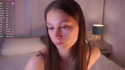 Snapshot of emmyleri chatting on 17, 2, 2026 Emmy online show from 17, 2, 2026