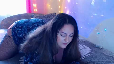 Snapshot of emmyxotty chatting on 28, 12, 2024 Emmy online show from 28, 12, 2024