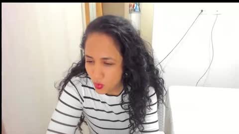 emperatriztapia online show from 11, 11, 2025