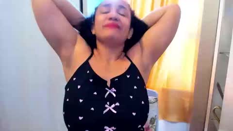 Snapshot of emperatriztapia chatting on 7, 5, 2026 emperatriztapia online show from 7, 5, 2026