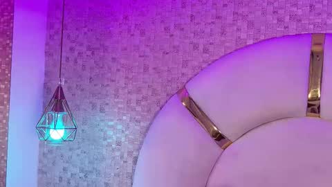 Emy  online show from 5, 2, 2026