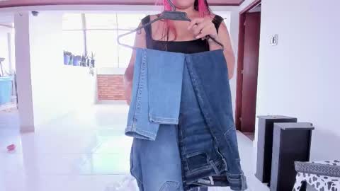 Im Emily would you like to help me reach 100  online show from 24, 10, 2025