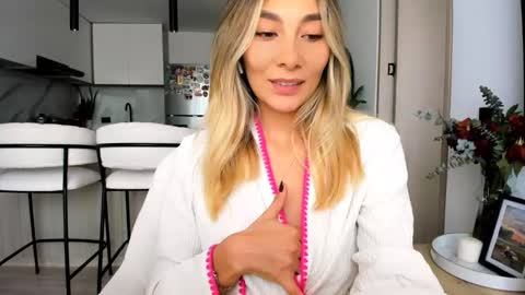 Snapshot of emyconneer chatting on 21, 2, 2025 emyconneer online show from 21, 2, 2025